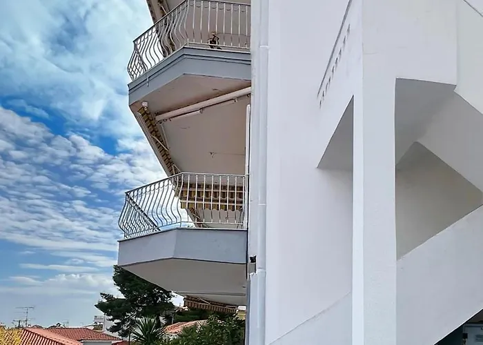 Rona Vista Amazing Seaview 1 Polychrono